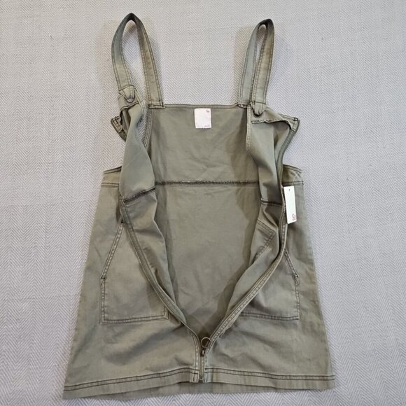 SO Overall Pinafore Dress Size Large Zip Front Army Green Jumper Pockets NWT - Picture 11 of 12